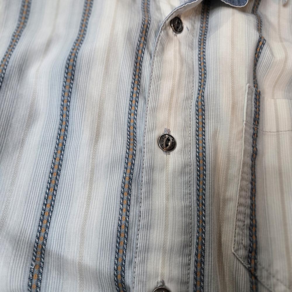 Kuhl Blue and Gray Striped Button-Down Shortsleeve Size Lg‎ Outdoor - Picture 10 of 11